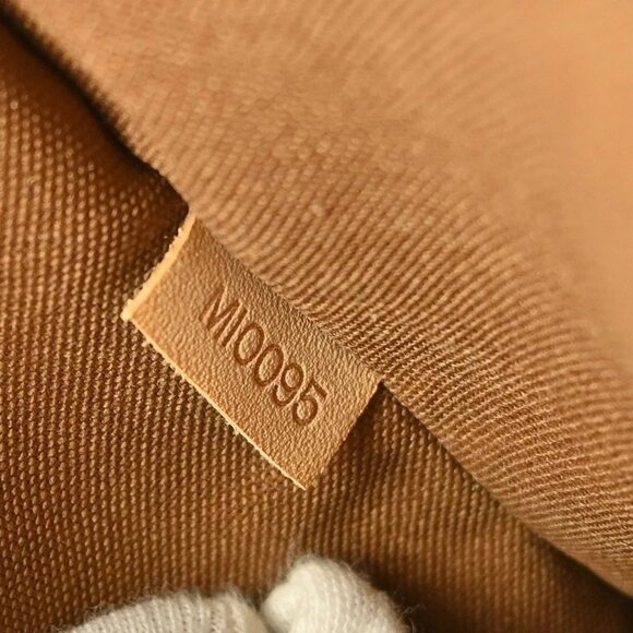 LOUIS VUITTON MONNOGRAM POCHETTE BOSPHORE SHOULDERBAG M40044 MI0095 YQ04207 BN02 - Picture 9 of 9